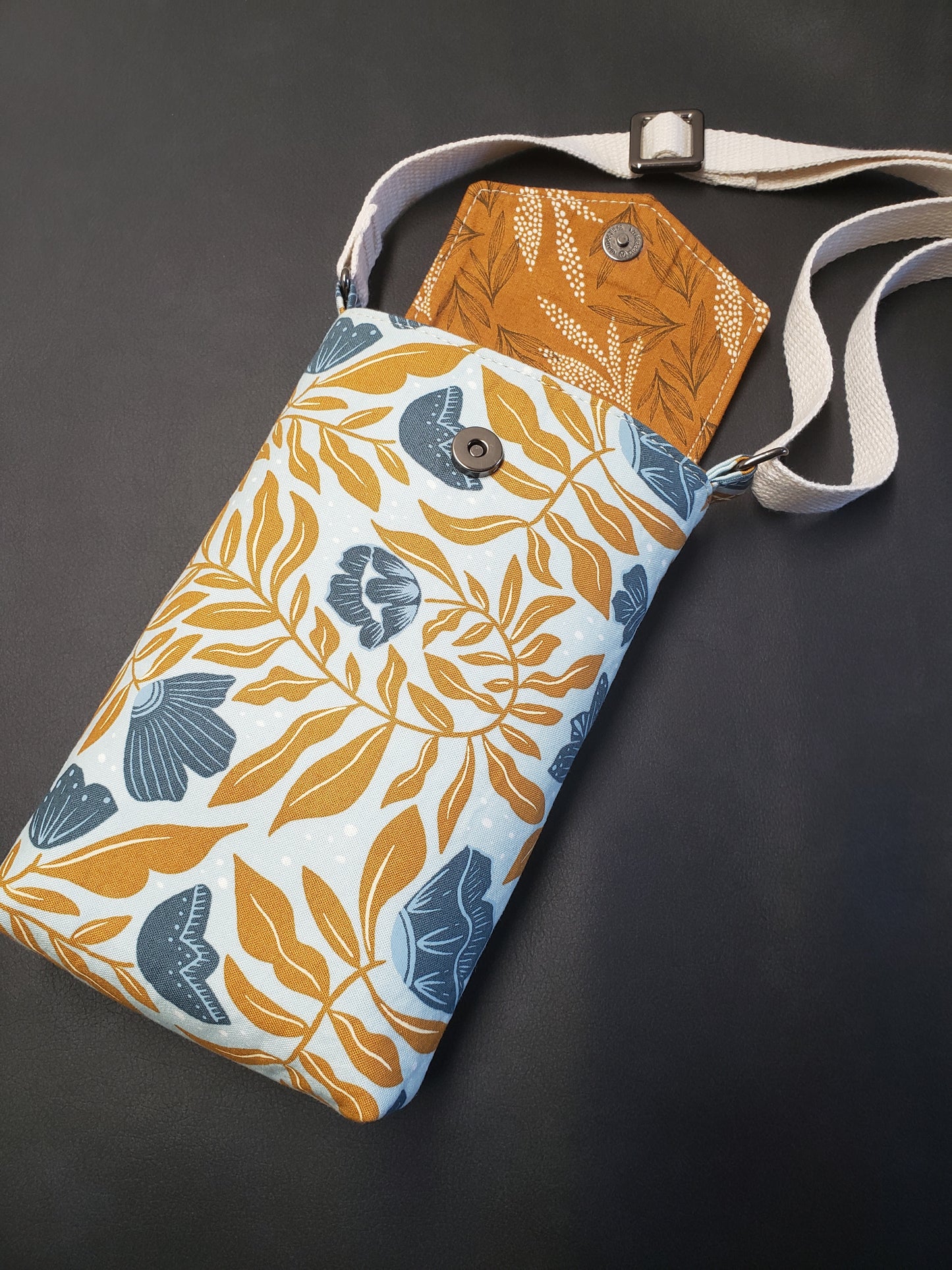 The Erin Crossbody Sewing Pattern