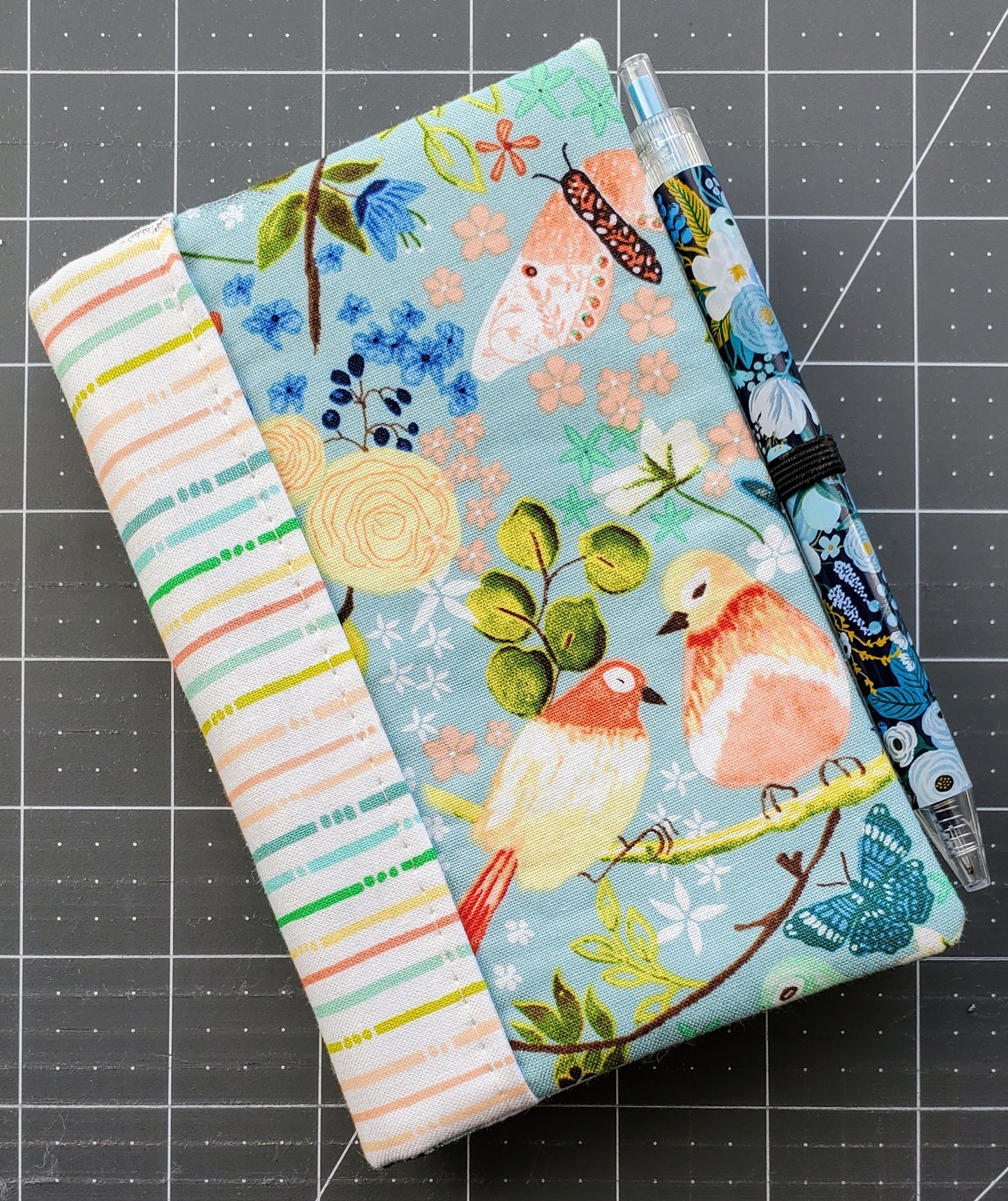 Anais Book Cover, 3 sizes and custom size, Beginner-friendly sewing pattern