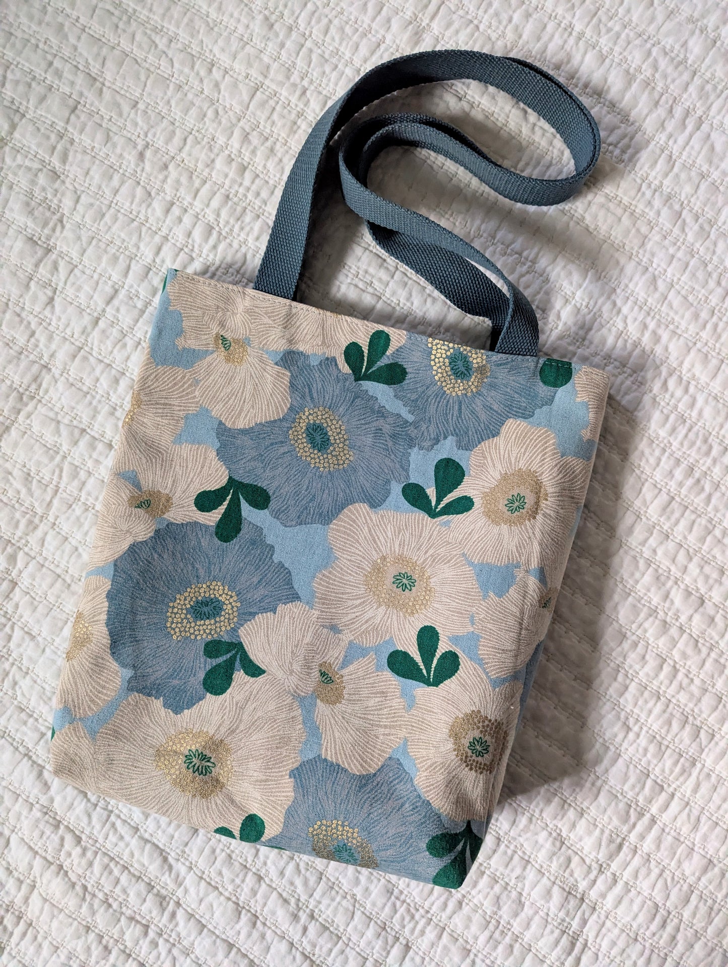 Fundamental Tote Bag sewing pattern, 3 styles, 2 sizes