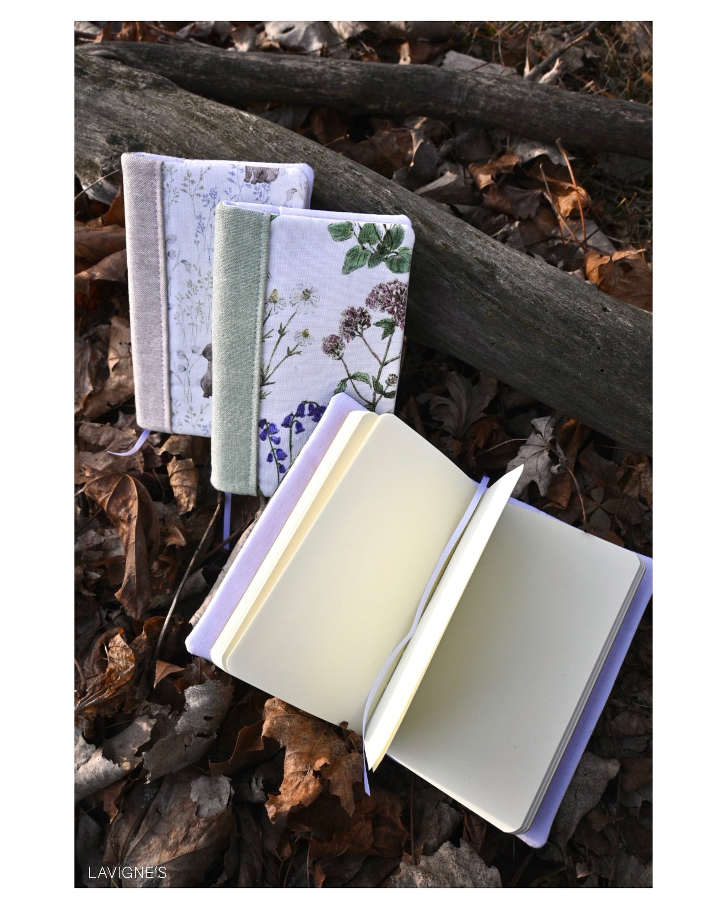 Anais Book Cover, 3 sizes and custom size, Beginner-friendly sewing pattern