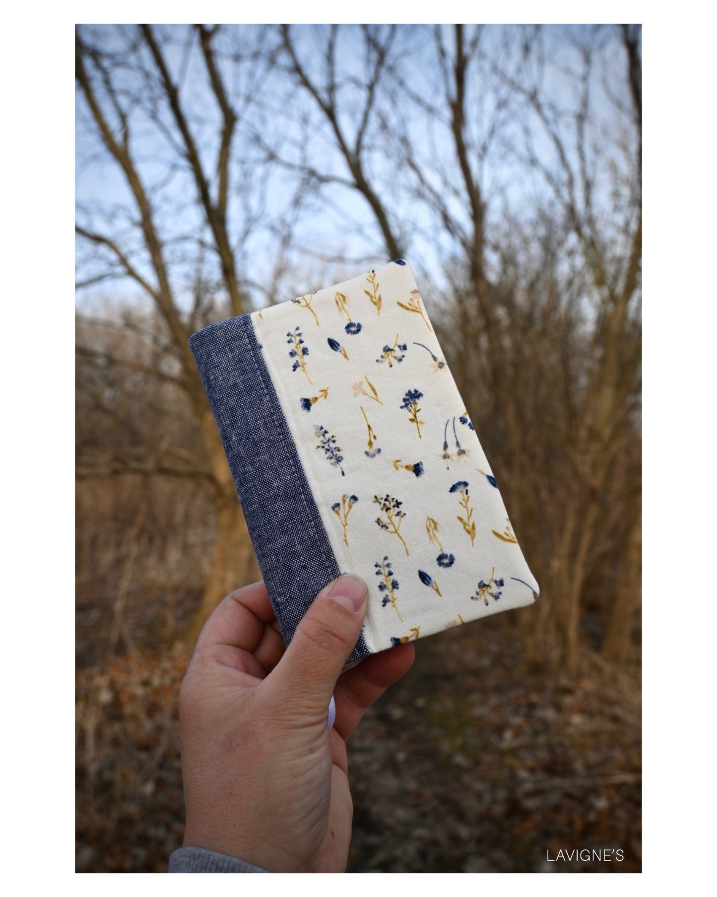 Anais Book Cover, 3 sizes and custom size, Beginner-friendly sewing pattern