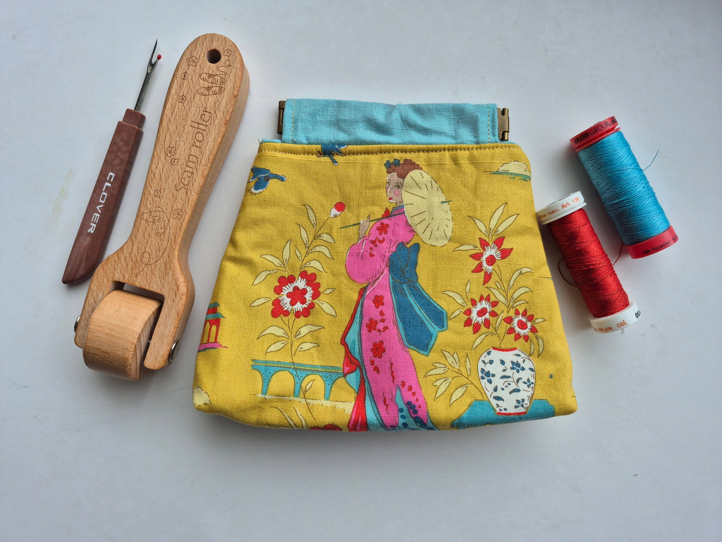 Celine Pouches Sewing Pattern: Fun with Flex Frames