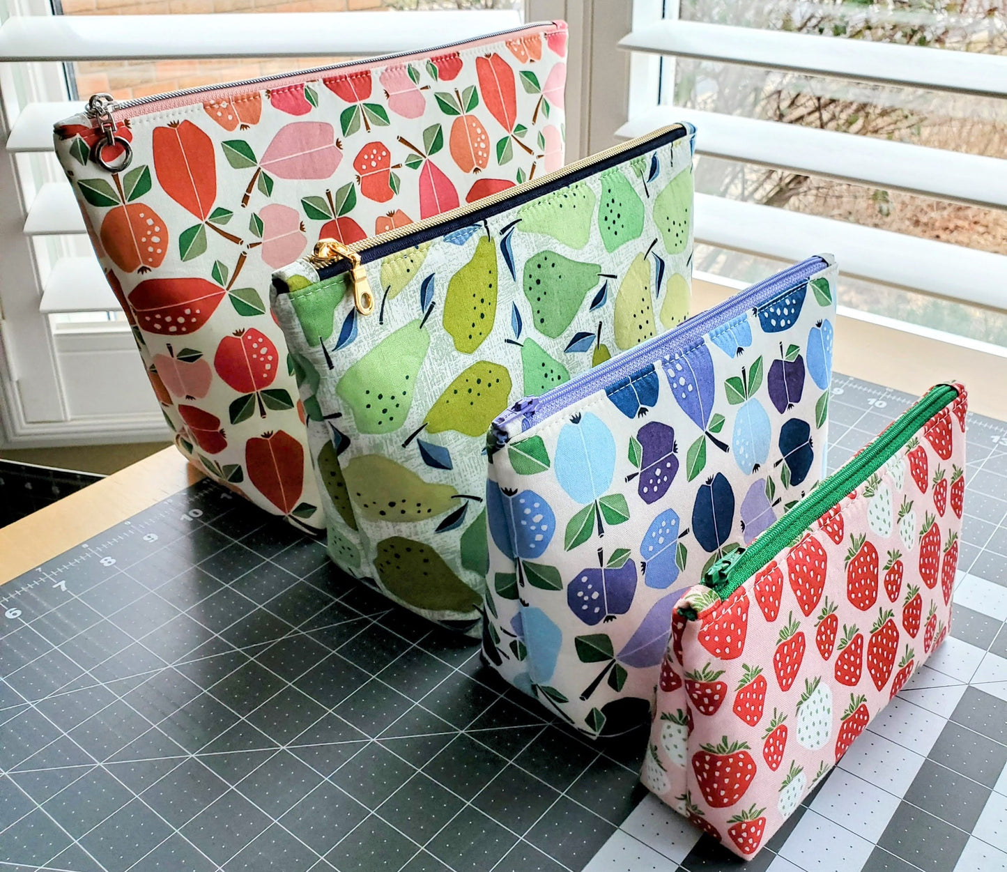 Fundamental Zipper Pouch PDF sewing pattern