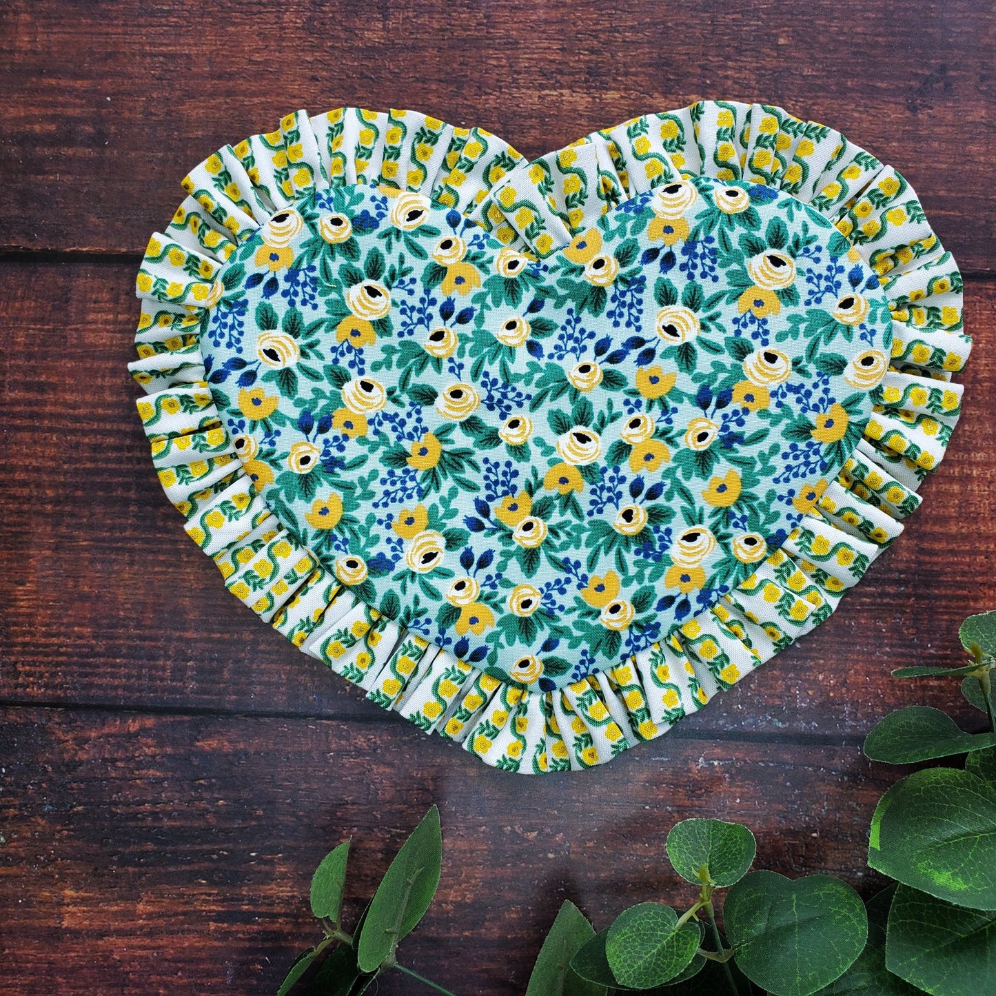 Ruffle Heart Zipper Pouch Sewing Pattern