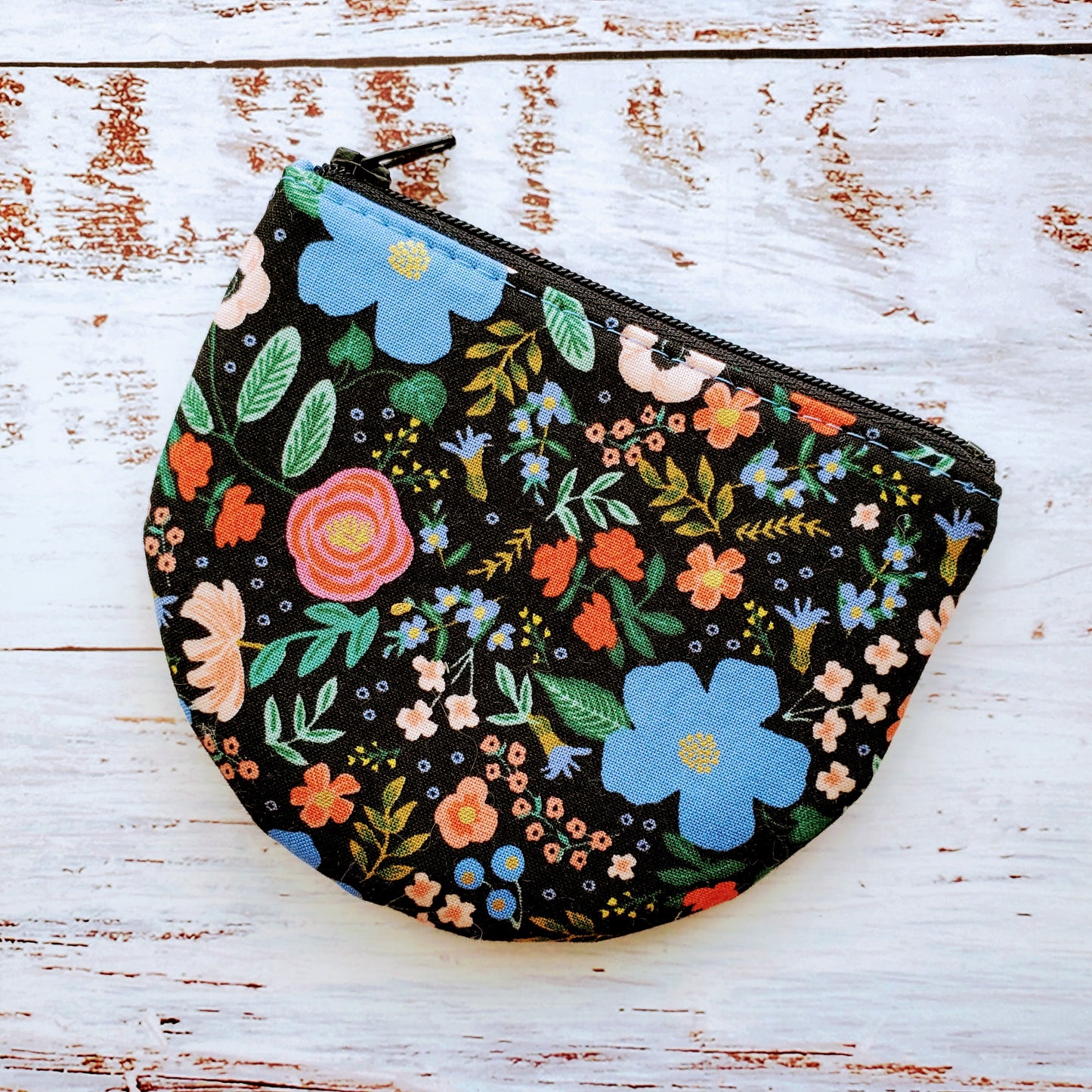 Shanti Pouch