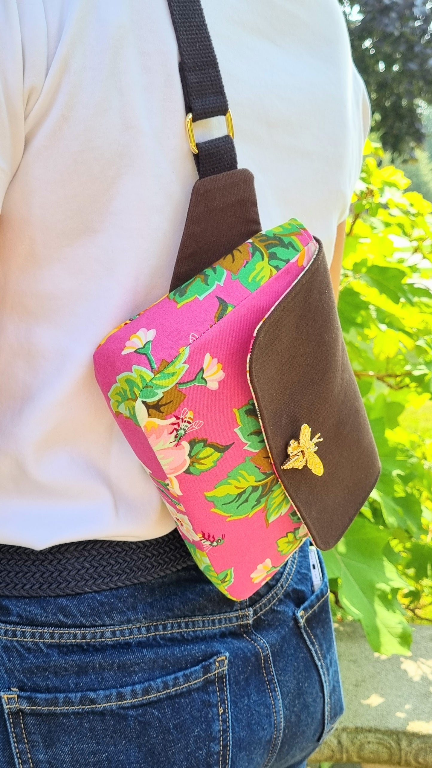 Valerie Sling Bag