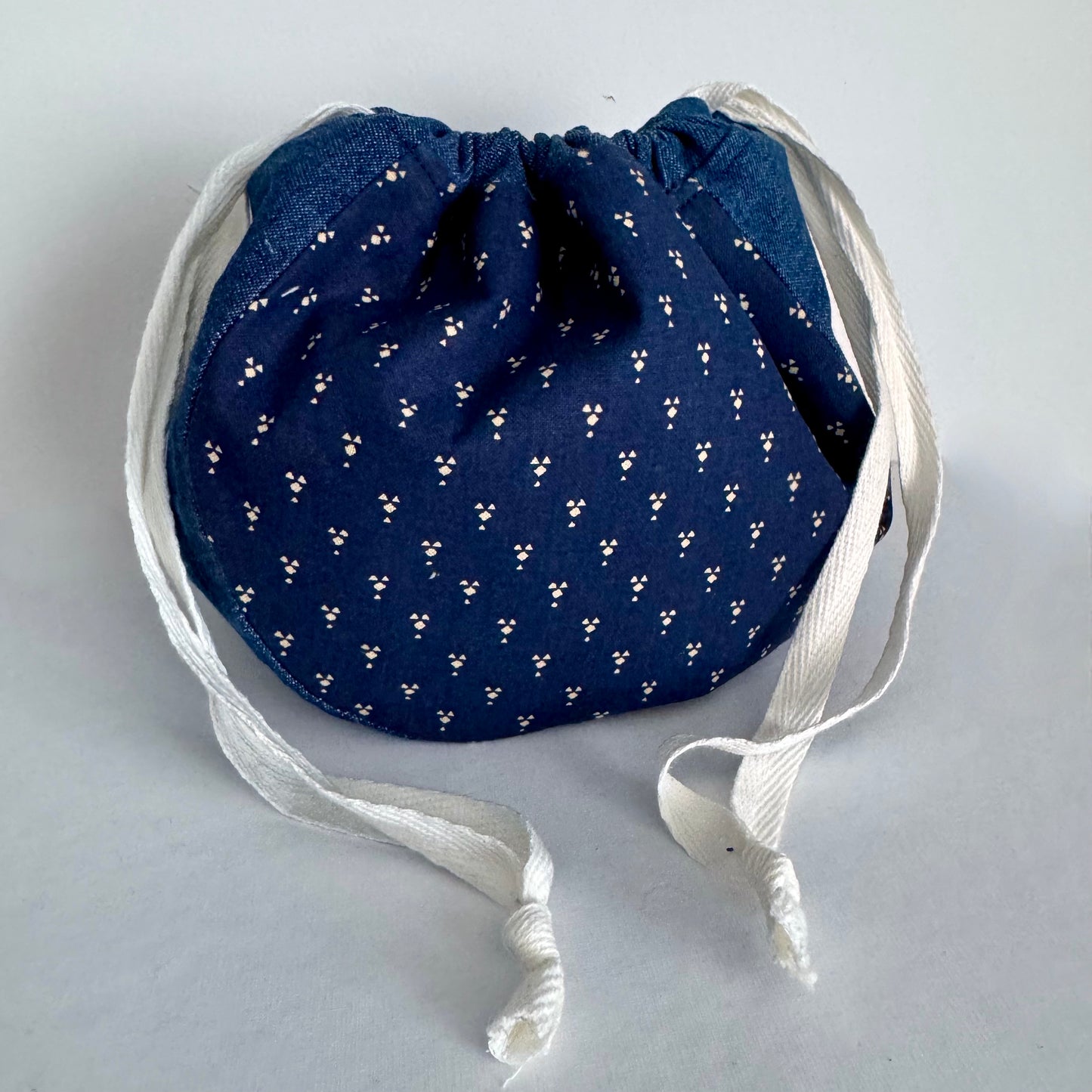 Saori Drawstring Pouch PDF sewing pattern + video tutorial: 3 sizes