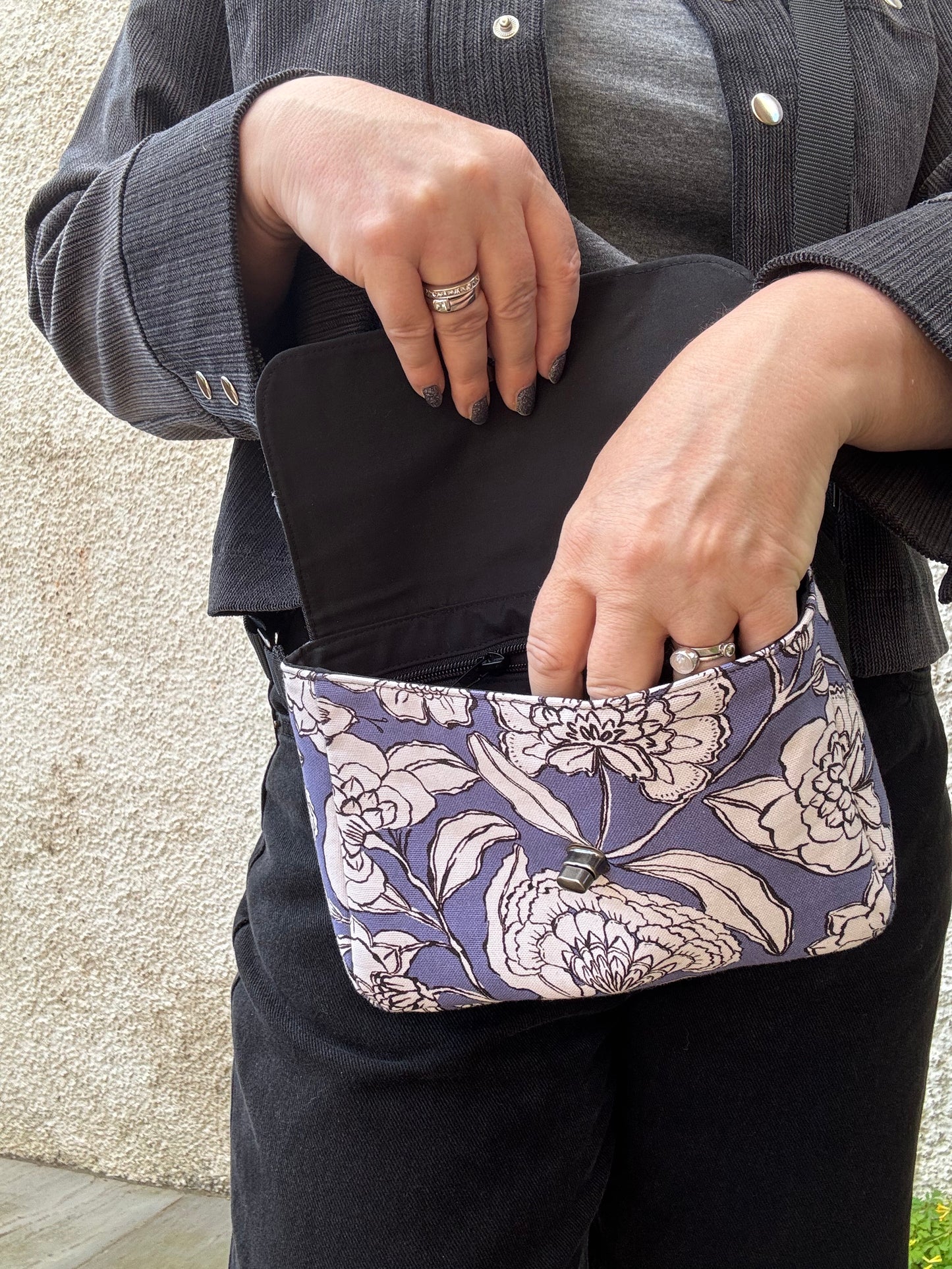Valerie Sling Bag