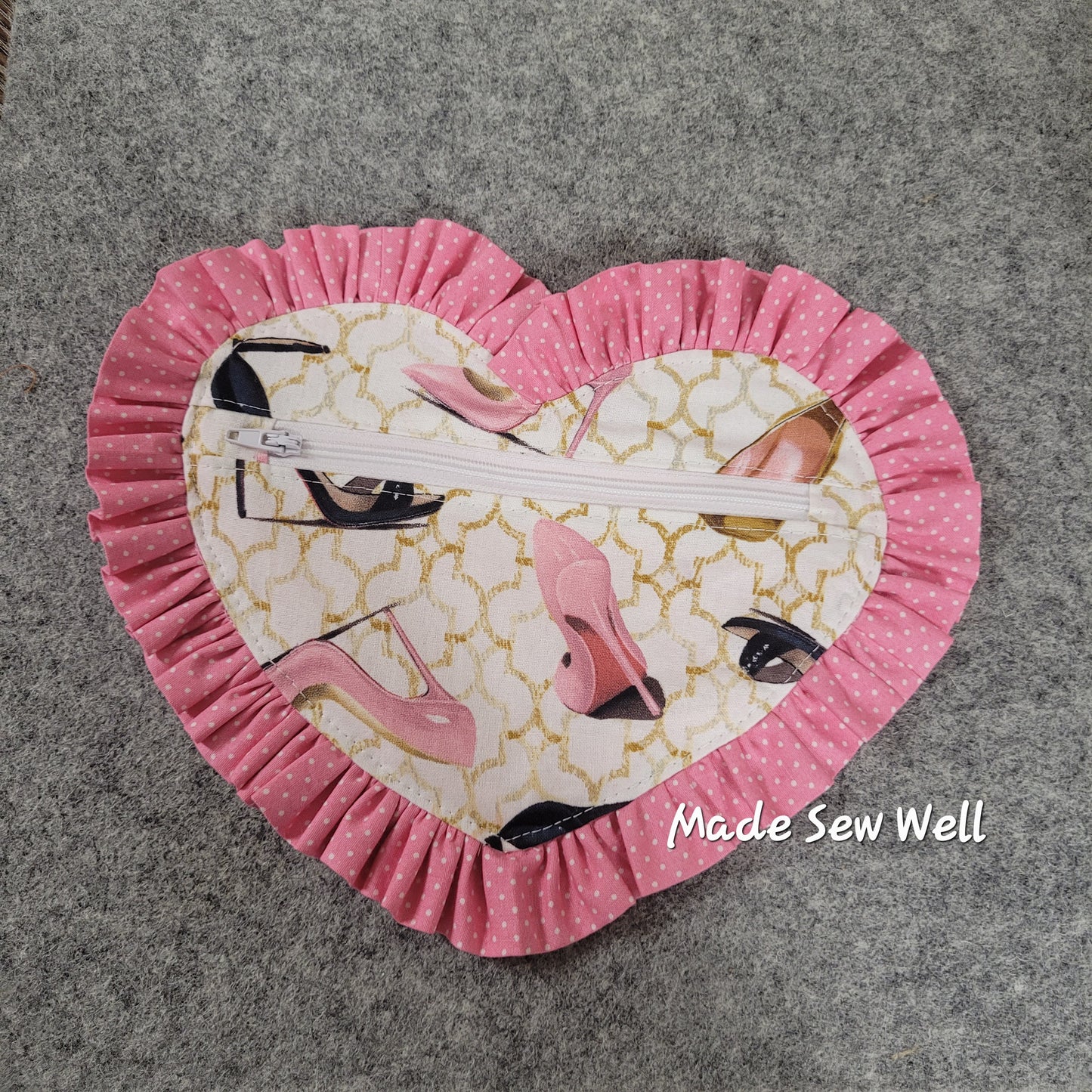 Ruffle Heart Zipper Pouch Sewing Pattern