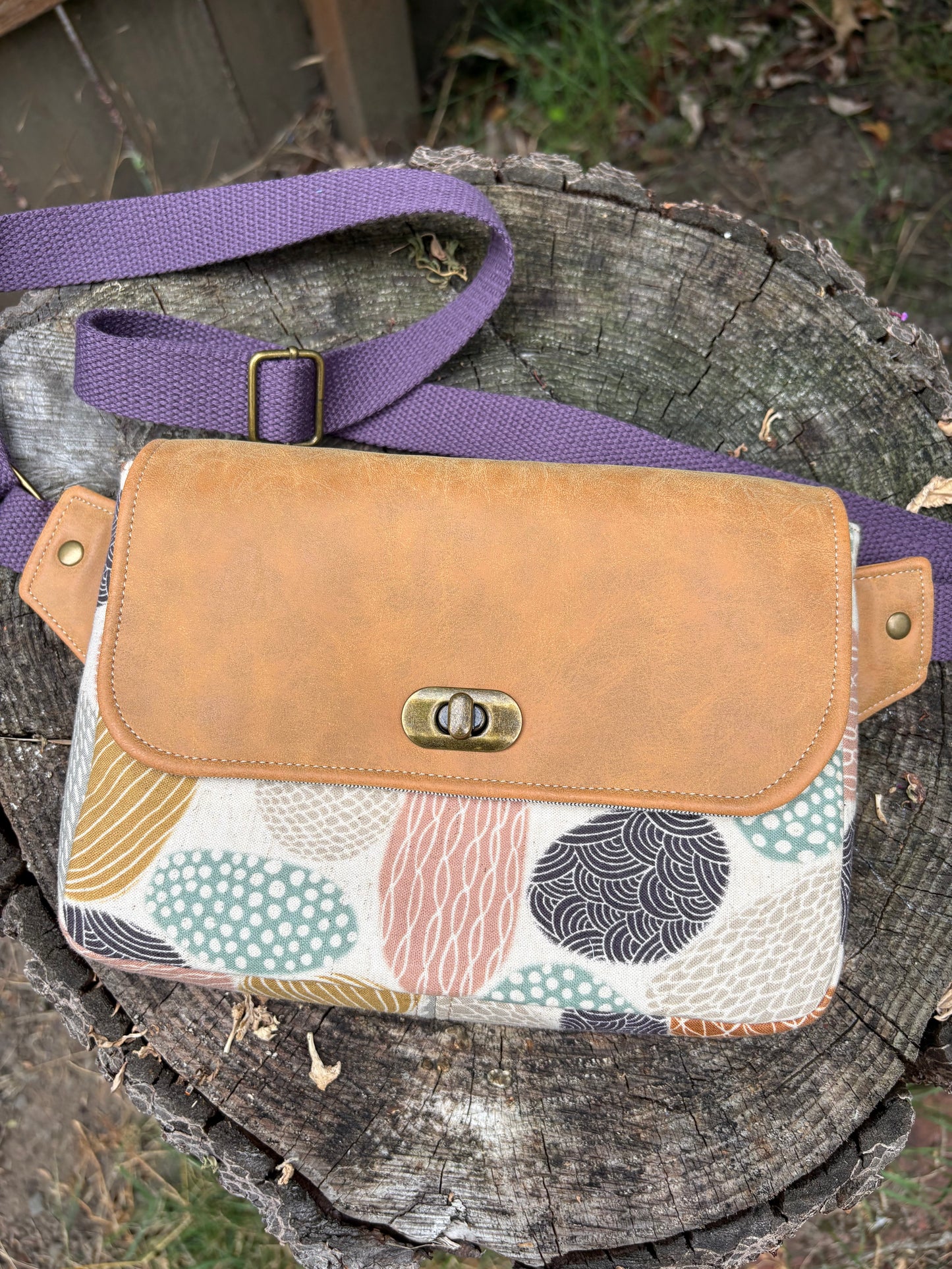 Valerie Sling Bag