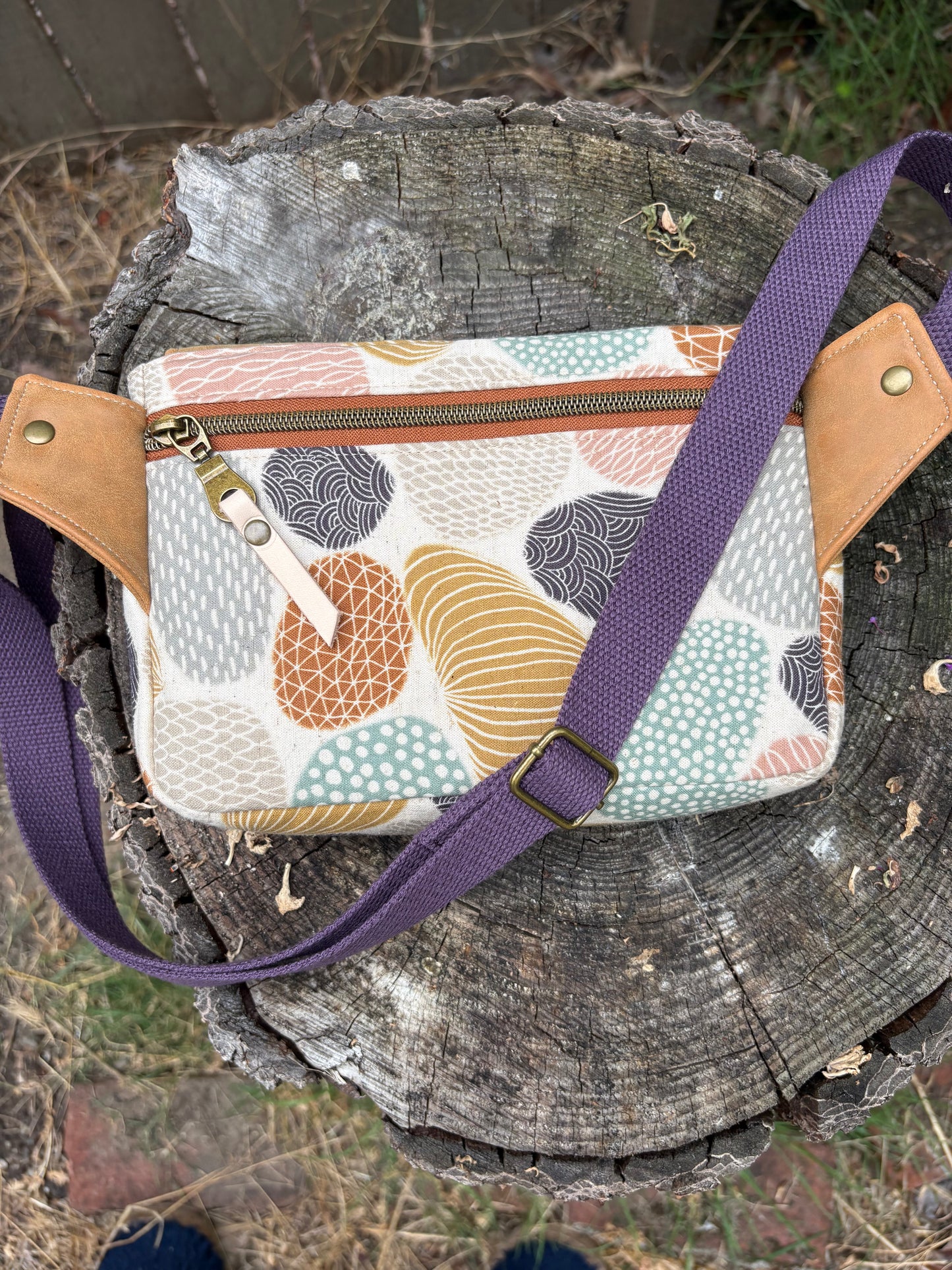 Valerie Sling Bag