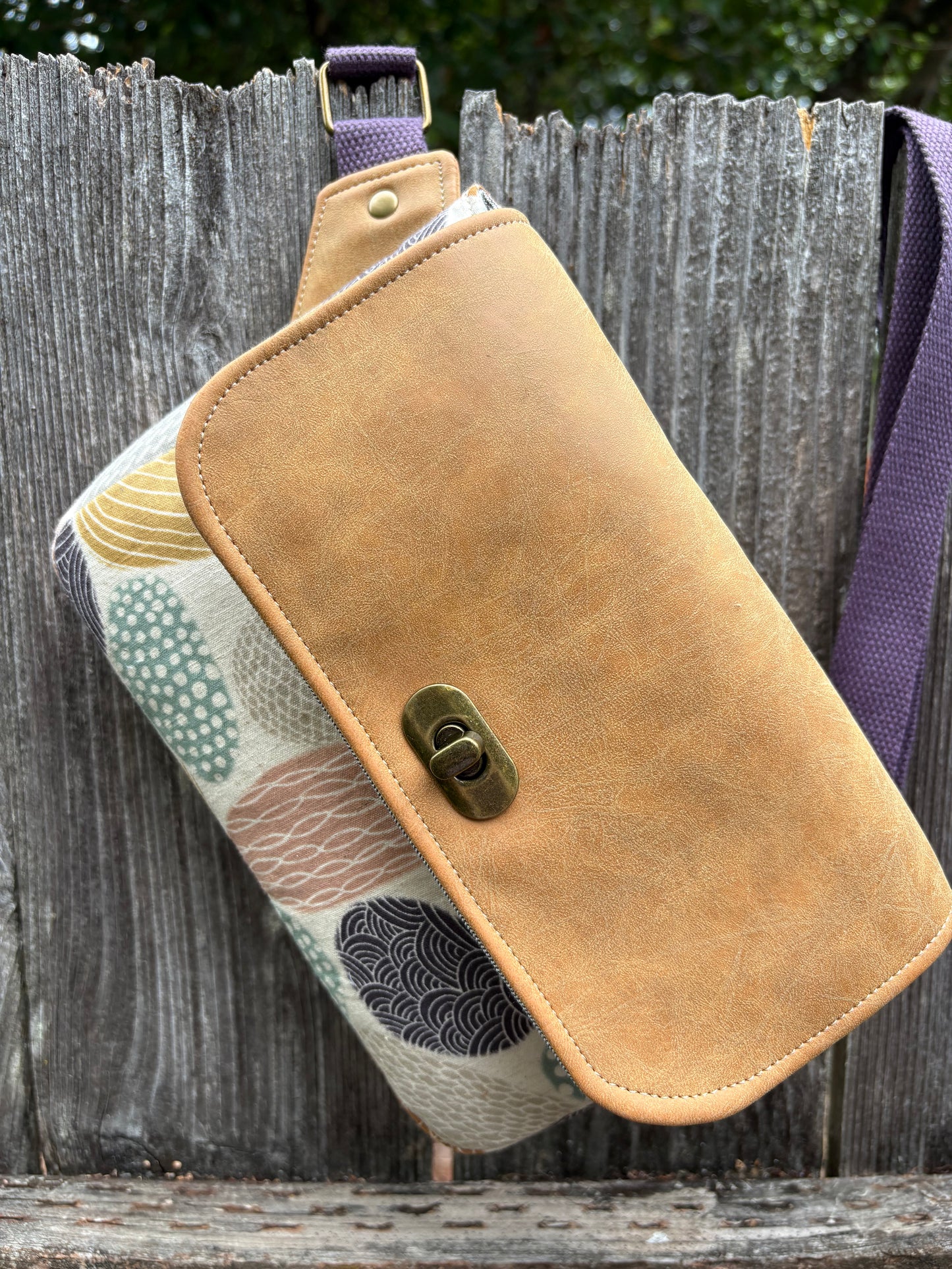 Valerie Sling Bag