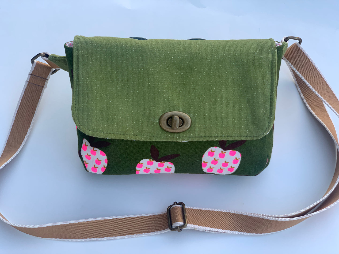 Valerie Sling Bag