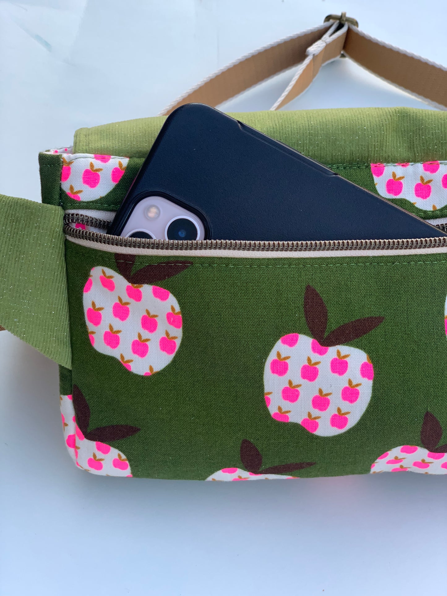 Valerie Sling Bag