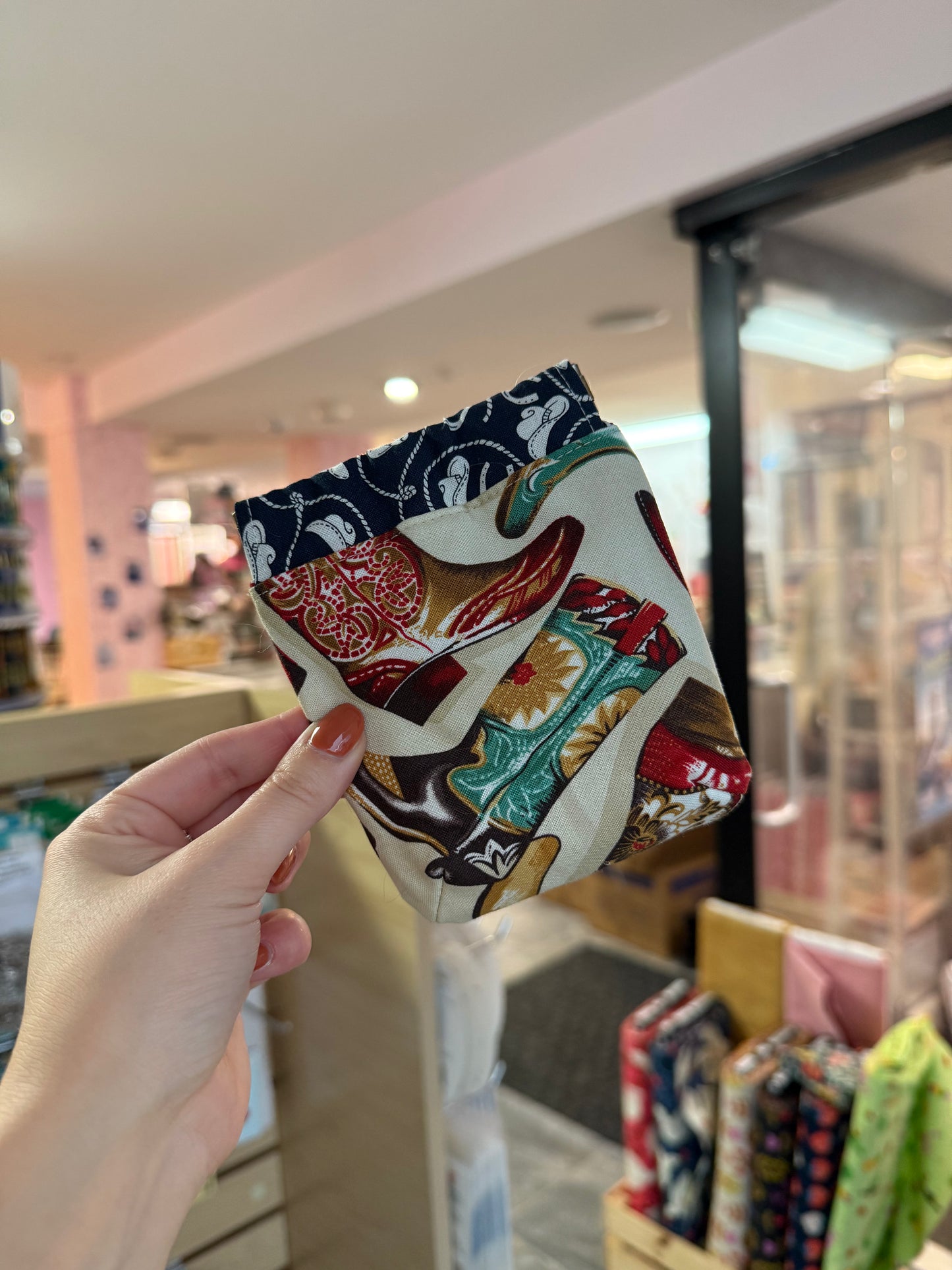 Celine Pouches Sewing Pattern: Fun with Flex Frames