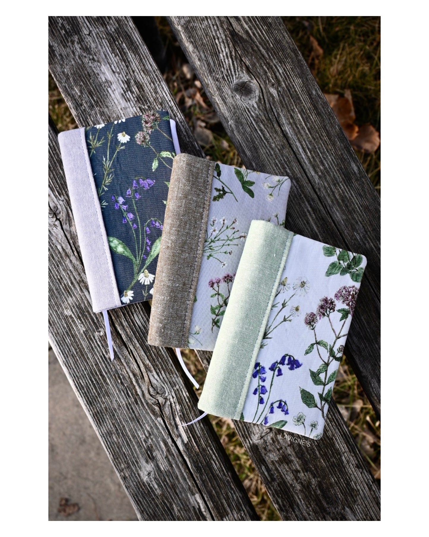 Anais Book Cover, 3 sizes and custom size, Beginner-friendly sewing pattern