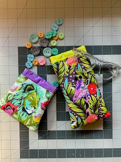 Celine Pouches Sewing Pattern: Fun with Flex Frames