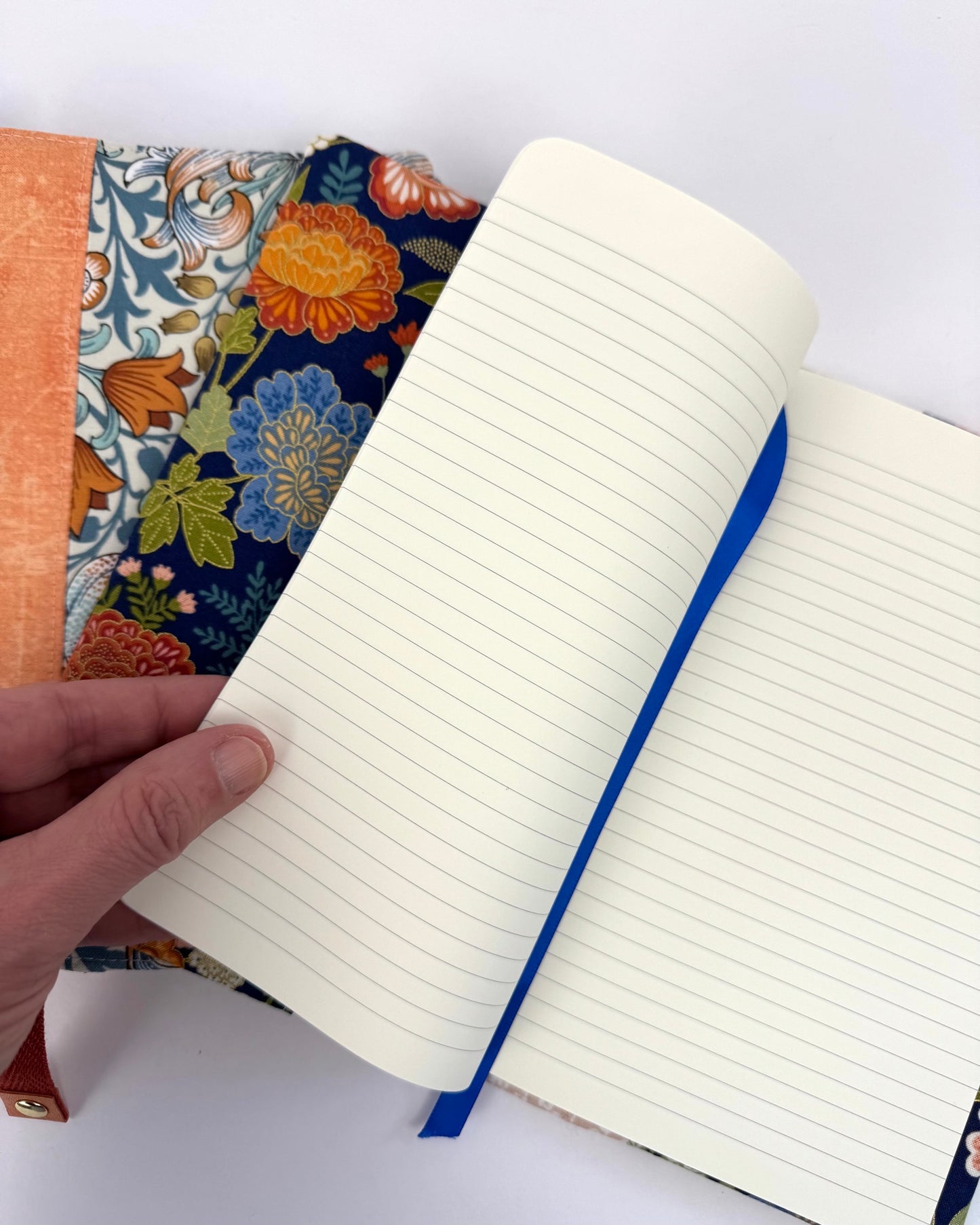 Anais Book Cover, 3 sizes and custom size, Beginner-friendly sewing pattern